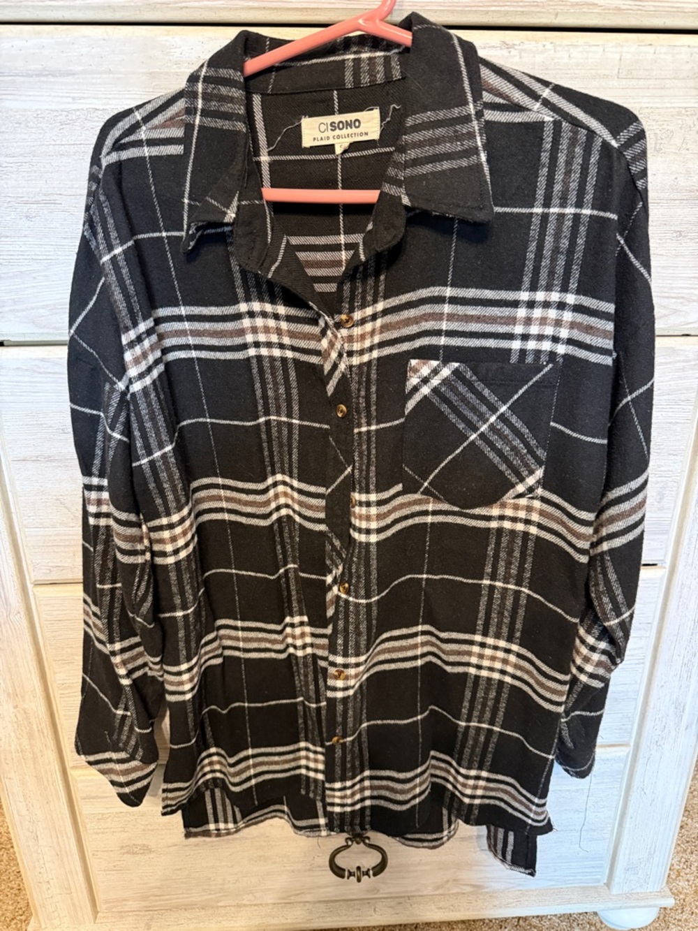 Women’s CISONO Black & White Plaid Button-Up Shirt size small